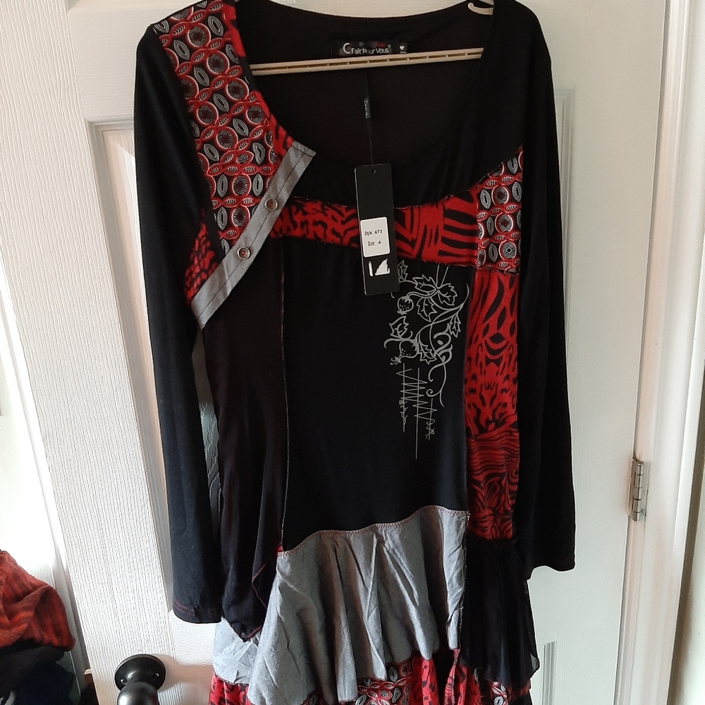Dress - Picture 2 of 2
